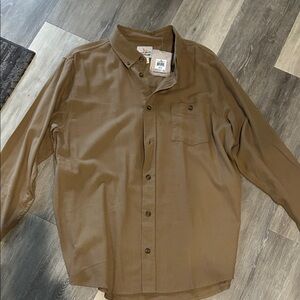 Field & Stream Men's Tan Casual Button-Down Shirt